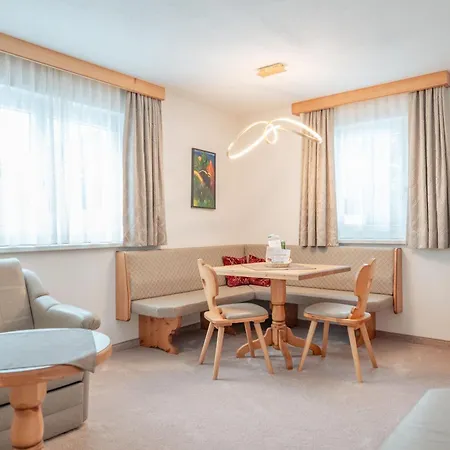 Hotel Ischgl-3